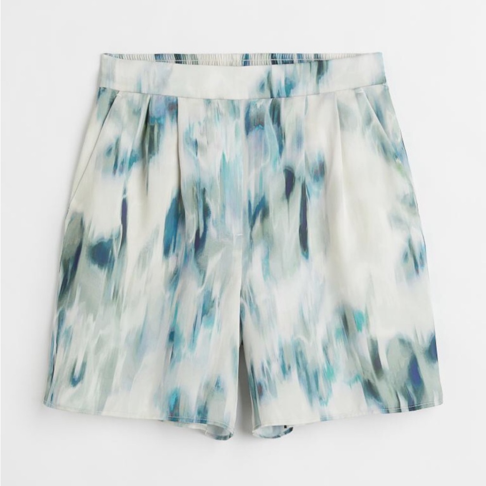 H&M Watercolor Pattern Satin Short Pants